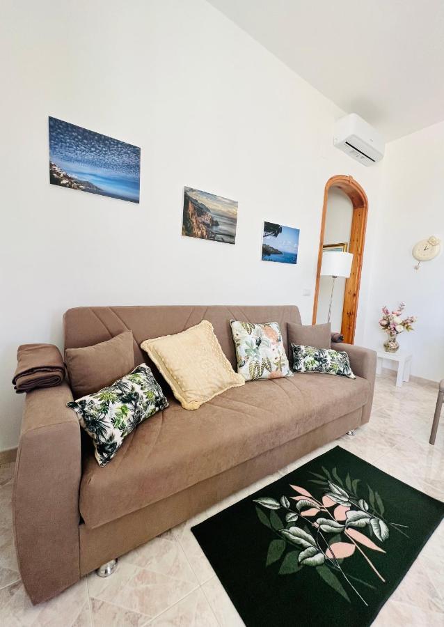 Infinity Experience Casa Vacanza Incantevole Con Terrazzo สกาลา ภายนอก รูปภาพ
