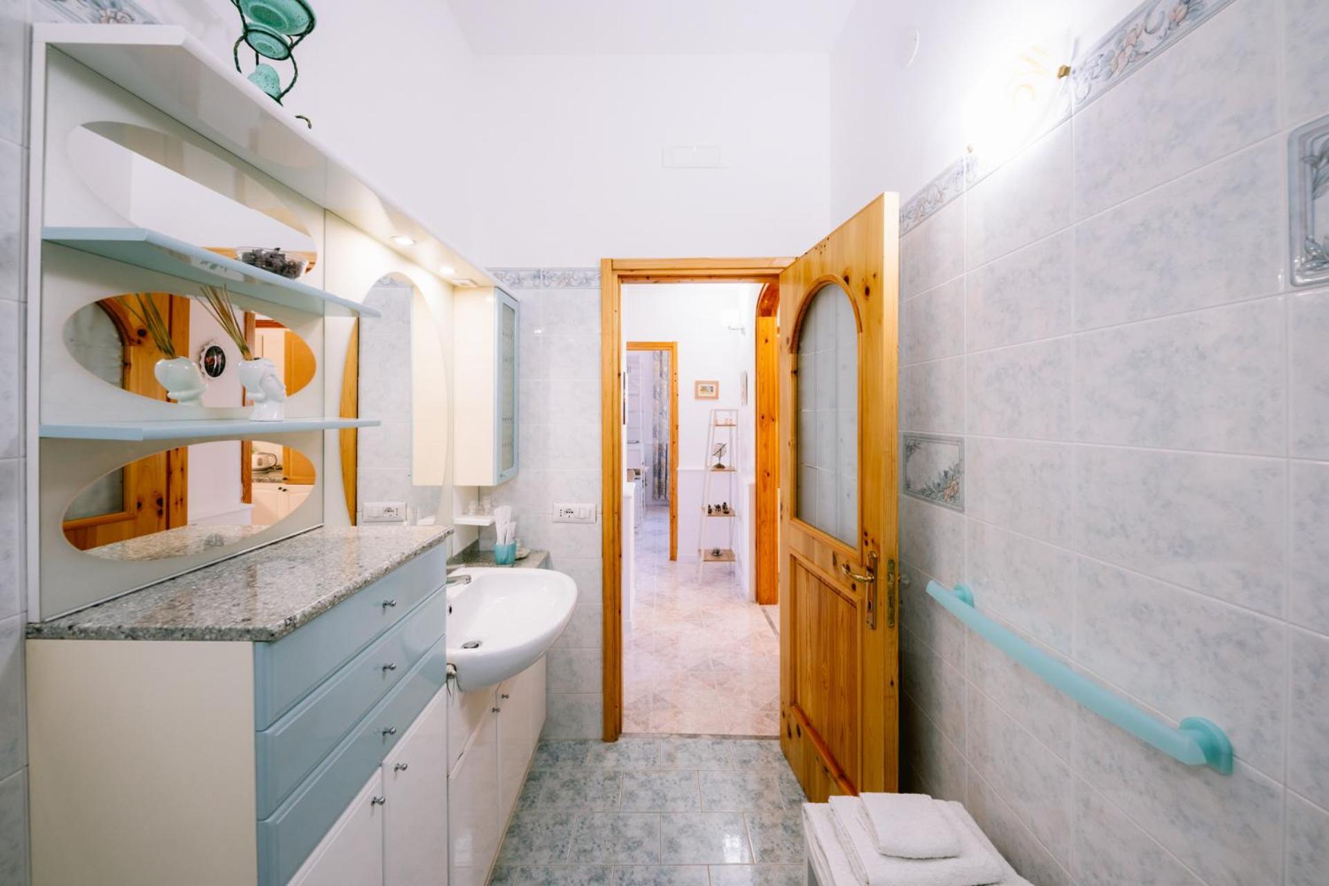 Infinity Experience Casa Vacanza Incantevole Con Terrazzo สกาลา ภายนอก รูปภาพ